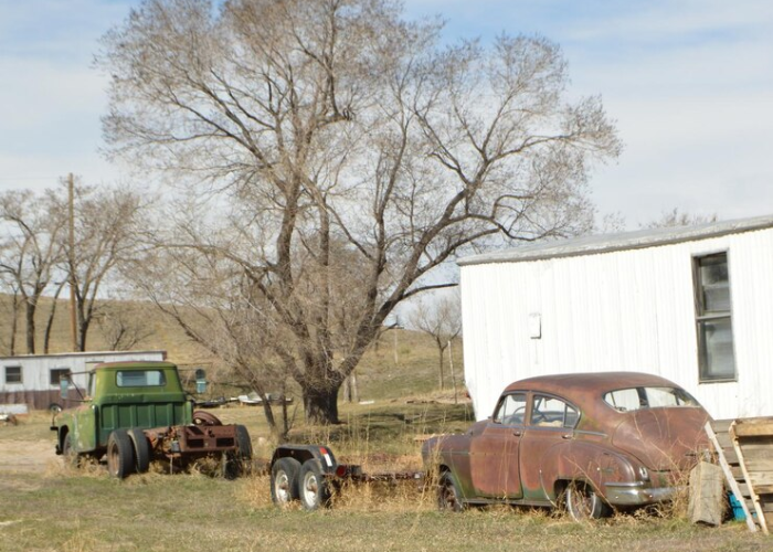 four season trailers